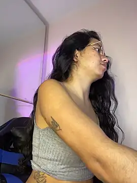 Snapshot of Rosita_forever_ chatting on March 2026 03:57:02 PM Rosita forever online show from March 2026 03:57:02 PM