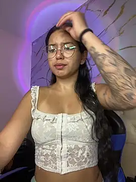 Snapshot of Rosita_forever_ chatting on January 2026 03:27:02 PM Rosita forever online show from January 2026 03:27:02 PM