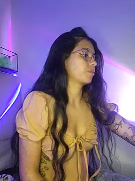 Rosita forever  online show from March 2025 10:13:02 PM