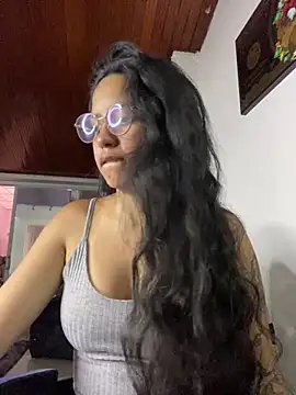 Snapshot of Rosita_forever_ chatting on January 2026 03:05:02 PM Rosita forever online show from January 2026 03:05:02 PM