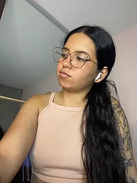 Rosita forever  online show from June 2026 03:01:02 AM