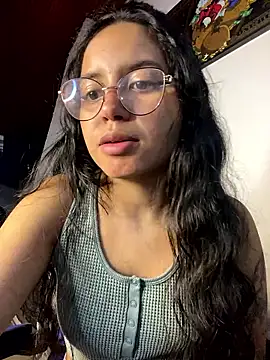 Snapshot of Rosita_forever_ chatting on January 2026 03:43:01 AM Rosita forever online show from January 2026 03:43:01 AM