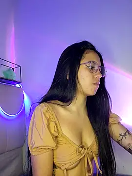 Rosita forever  online show from March 2025 01:07:01 PM