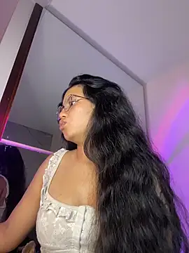 Snapshot of Rosita_forever_ chatting on May 2026 10:12:02 AM Rosita forever online show from May 2026 10:12:02 AM