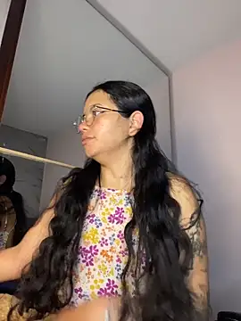 Snapshot of Rosita_forever_ chatting on May 2026 09:14:01 AM Rosita forever online show from May 2026 09:14:01 AM
