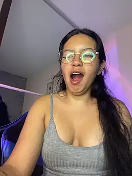 Snapshot of Rosita_forever_ chatting on April 2026 05:42:02 AM Rosita forever online show from April 2026 05:42:02 AM