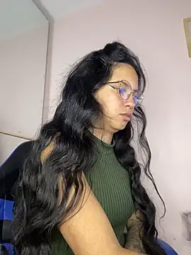 Snapshot of Rosita_forever_ chatting on April 2026 02:02:02 PM Rosita forever online show from April 2026 02:02:02 PM