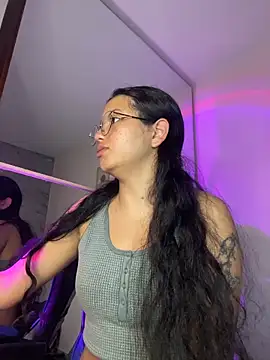 Snapshot of Rosita_forever_ chatting on May 2026 09:24:02 AM Rosita forever online show from May 2026 09:24:02 AM