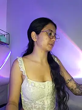 Rosita forever  online show from March 2025 06:31:01 PM