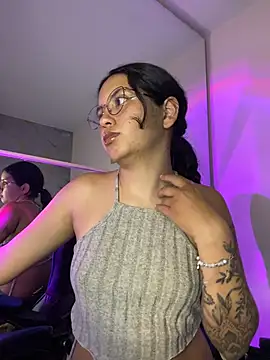 Snapshot of Rosita_forever_ chatting on April 2026 08:20:02 PM Rosita forever online show from April 2026 08:20:02 PM