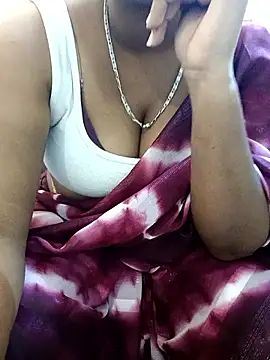 Snapshot of Tamilbigboobie chatting on September 2025 06:40:01 PM Tamilbigboobie online show from September 2025 06:40:01 PM