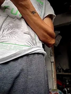 gatoalex89 online show from February 2026 03:34:02 PM