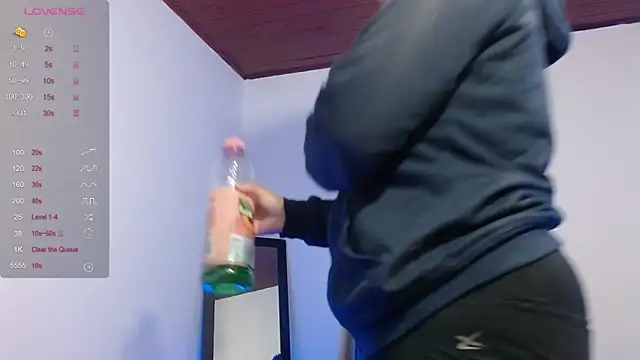 Saori san  online show from January 2025 10:07:02 PM