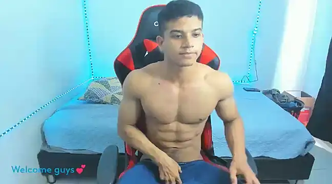 Snapshot of oliver_thompsson7 chatting on January 2025 06:39:01 PM oliver thompsson7 online show from January 2025 06:39:01 PM