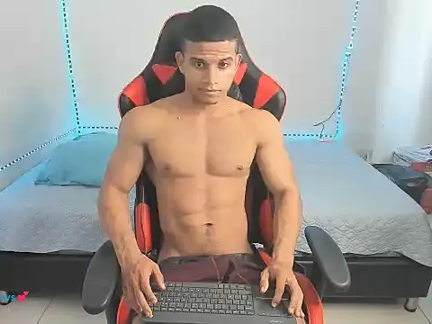 oliver thompsson7 online show from March 2026 08:10:01 PM