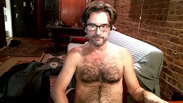 Johnny Bottoms online show from December 2025 06:37:02 AM