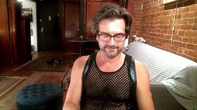 Johnny Bottoms online show from December 2025 10:44:01 PM