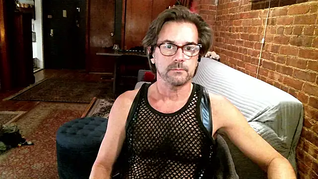 Johnny Bottoms online show from December 2025 11:41:01 PM