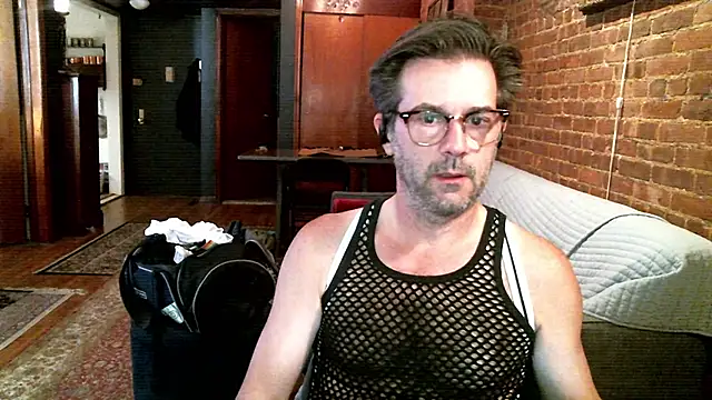 Johnny Bottoms online show from April 2026 01:03:01 PM