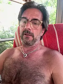Snapshot of Johnny_Bottoms chatting on July 2026 10:10:02 PM Johnny Bottoms online show from July 2026 10:10:02 PM