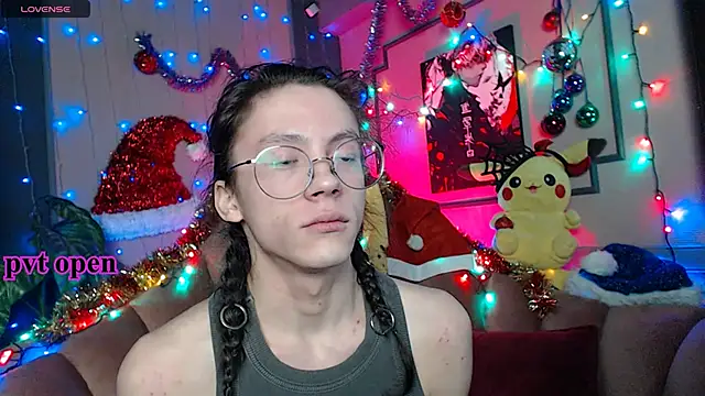 Snapshot of -Kerosene- chatting on January 2025 11:25:01 AM -Kerosene- online show from January 2025 11:25:01 AM