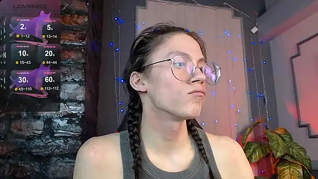 Snapshot of -Kerosene- chatting on January 2025 01:35:01 PM -Kerosene- online show from January 2025 01:35:01 PM