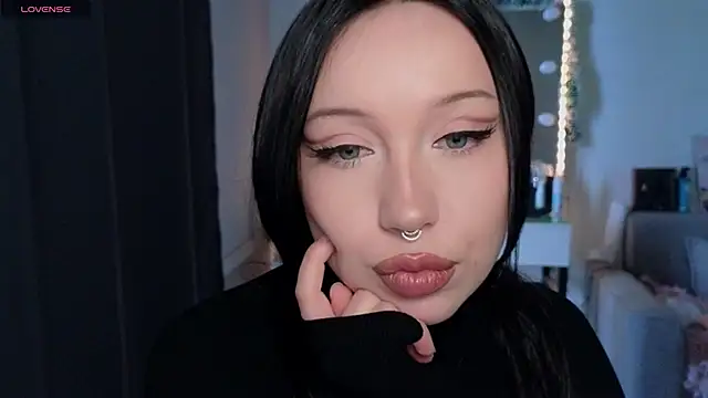 MoranaMissGod online show from April 2026 12:34:01 PM