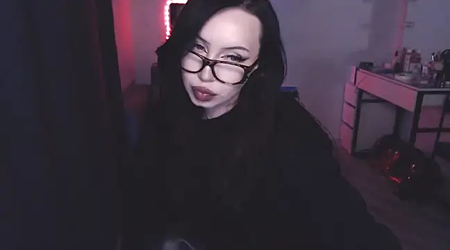 Snapshot of MoranaMissGod chatting on February 2025 05:07:02 AM MoranaMissGod online show from February 2025 05:07:02 AM