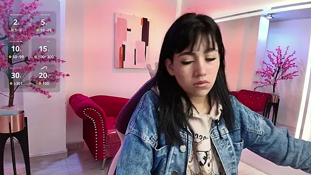 Leia queens online show from September 2025 11:22:02 AM