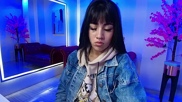Leia queens online show from October 2025 11:18:01 AM