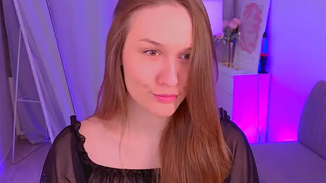 Hina  Derry online show from April 2026 06:19:02 AM