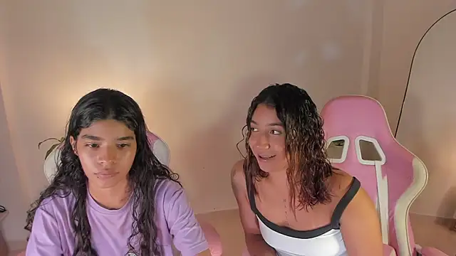 martina roldam online show from September 2025 02:38:02 AM