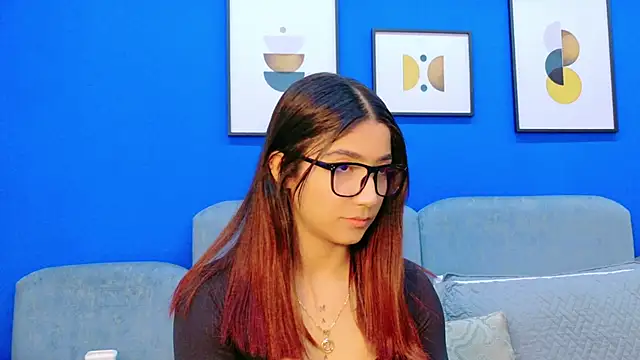 martina roldam online show from February 2026 09:25:01 PM