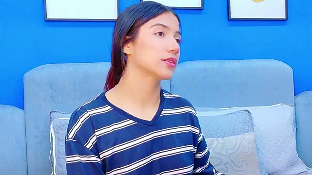 martina roldam online show from February 2026 12:11:01 AM