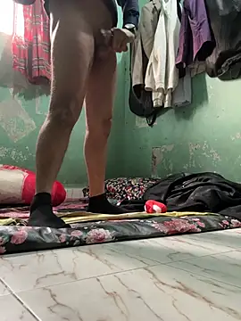 GildanK18 online show from January 2026 09:46:01 AM