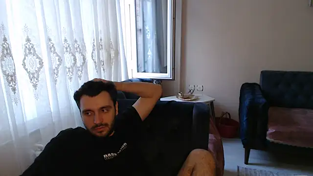 handsomeee04 online show from June 2026 03:06:02 AM