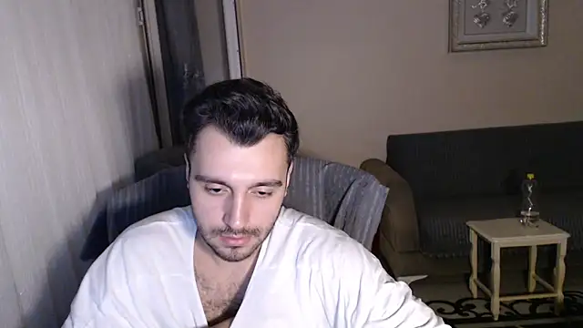 Snapshot of handsomeee04 chatting on September 2025 12:50:01 AM handsomeee04 online show from September 2025 12:50:01 AM