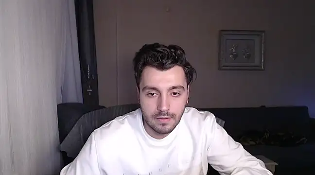 Snapshot of handsomeee04 chatting on March 2025 02:18:02 AM handsomeee04 online show from March 2025 02:18:02 AM