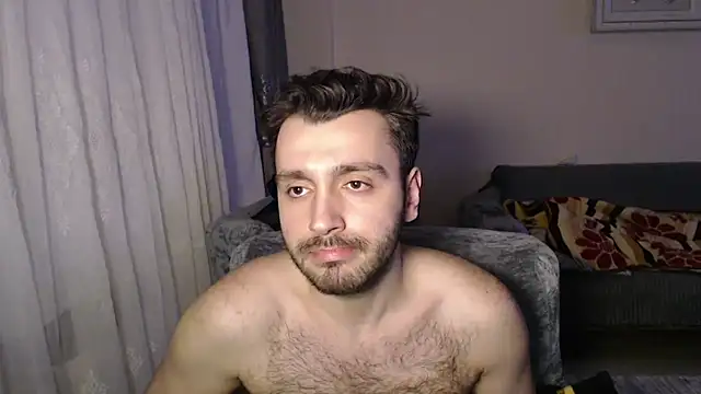 handsomeee04 online show from March 2026 10:06:02 PM