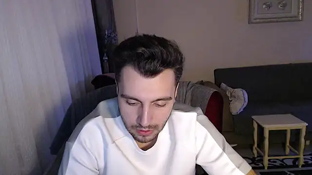 Snapshot of handsomeee04 chatting on September 2025 02:28:01 AM handsomeee04 online show from September 2025 02:28:01 AM