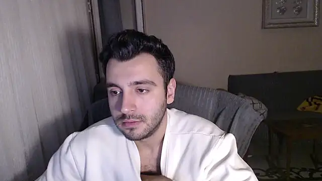 Snapshot of handsomeee04 chatting on October 2025 01:51:02 AM handsomeee04 online show from October 2025 01:51:02 AM