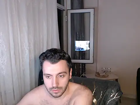 handsomeee04 online show from July 2026 11:11:02 PM