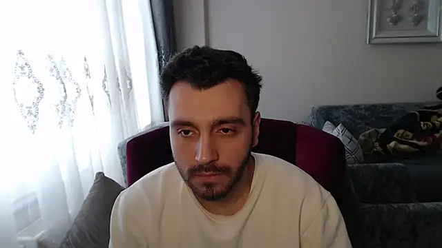 handsomeee04 online show from February 2026 01:57:02 PM