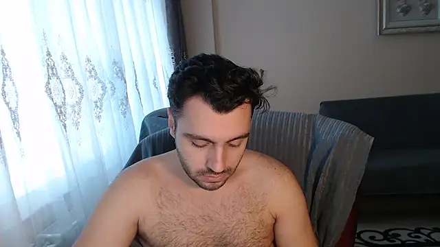 handsomeee04 online show from December 2025 05:56:02 AM