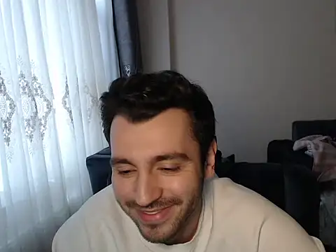 handsomeee04 online show from March 2026 02:49:01 PM