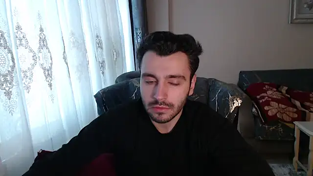 handsomeee04 online show from February 2026 02:02:01 PM