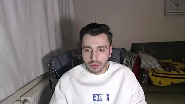 handsomeee04 online show from February 2026 01:50:02 AM