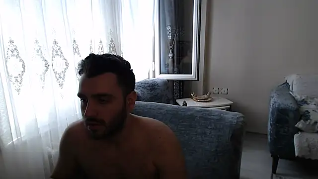 handsomeee04 online show from June 2026 12:55:02 PM