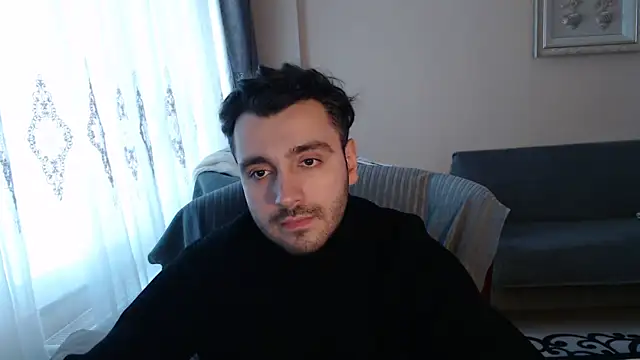 handsomeee04 online show from December 2025 05:56:01 AM