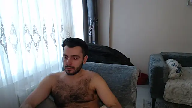 handsomeee04 online show from May 2026 05:01:01 AM